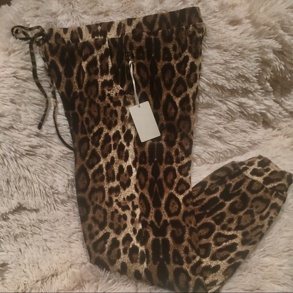 SUPER COMFORTABLE JOGGERS TIE WAIST POCKETS & SOME STRETCH - Picture 2 of 10